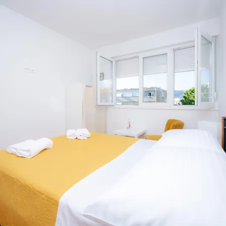 Billie With Balcony * 스플리트