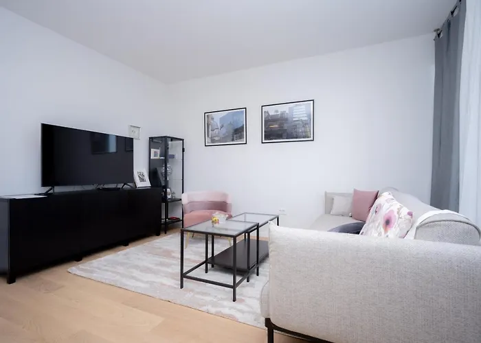 Billie With Balcony * 스플리트