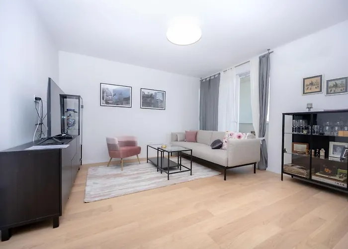 Billie With Balcony 아파트 스플리트