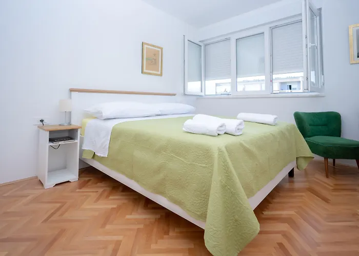 Billie With Balcony 아파트 스플리트