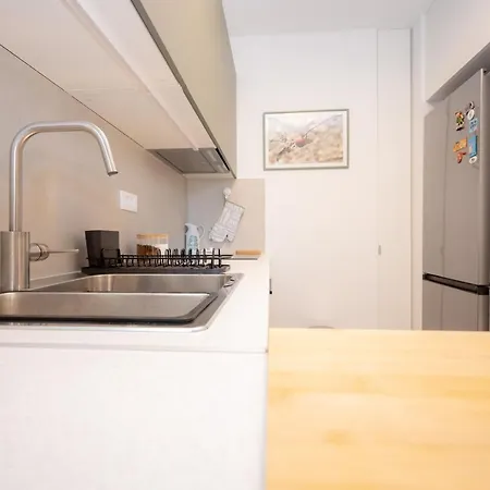 Billie With Balcony *