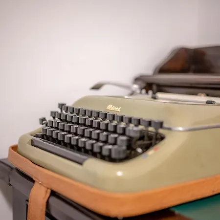 Billie With Balcony Lägenhet *