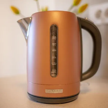 Billie With Balcony سبليت