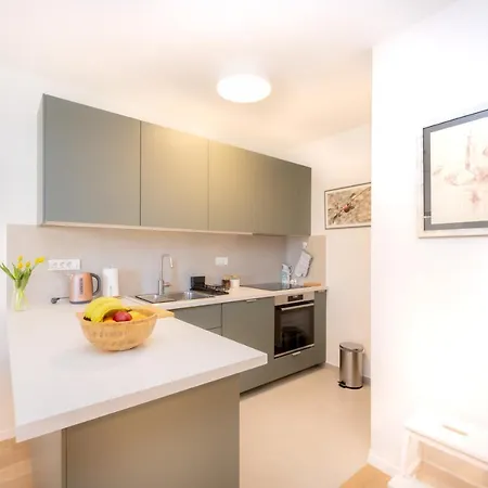 Lägenhet Billie With Balcony