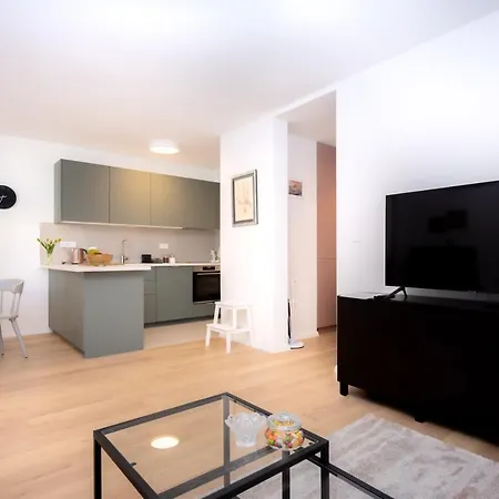 شقة Billie With Balcony سبليت