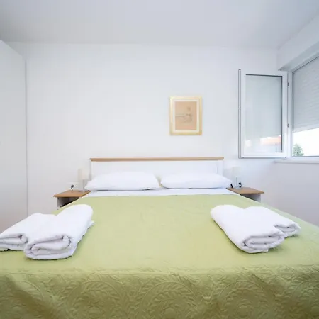 شقة Billie With Balcony *