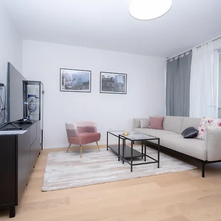 Billie With Balcony Lägenhet Split