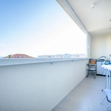 Billie With Balcony شقة سبليت